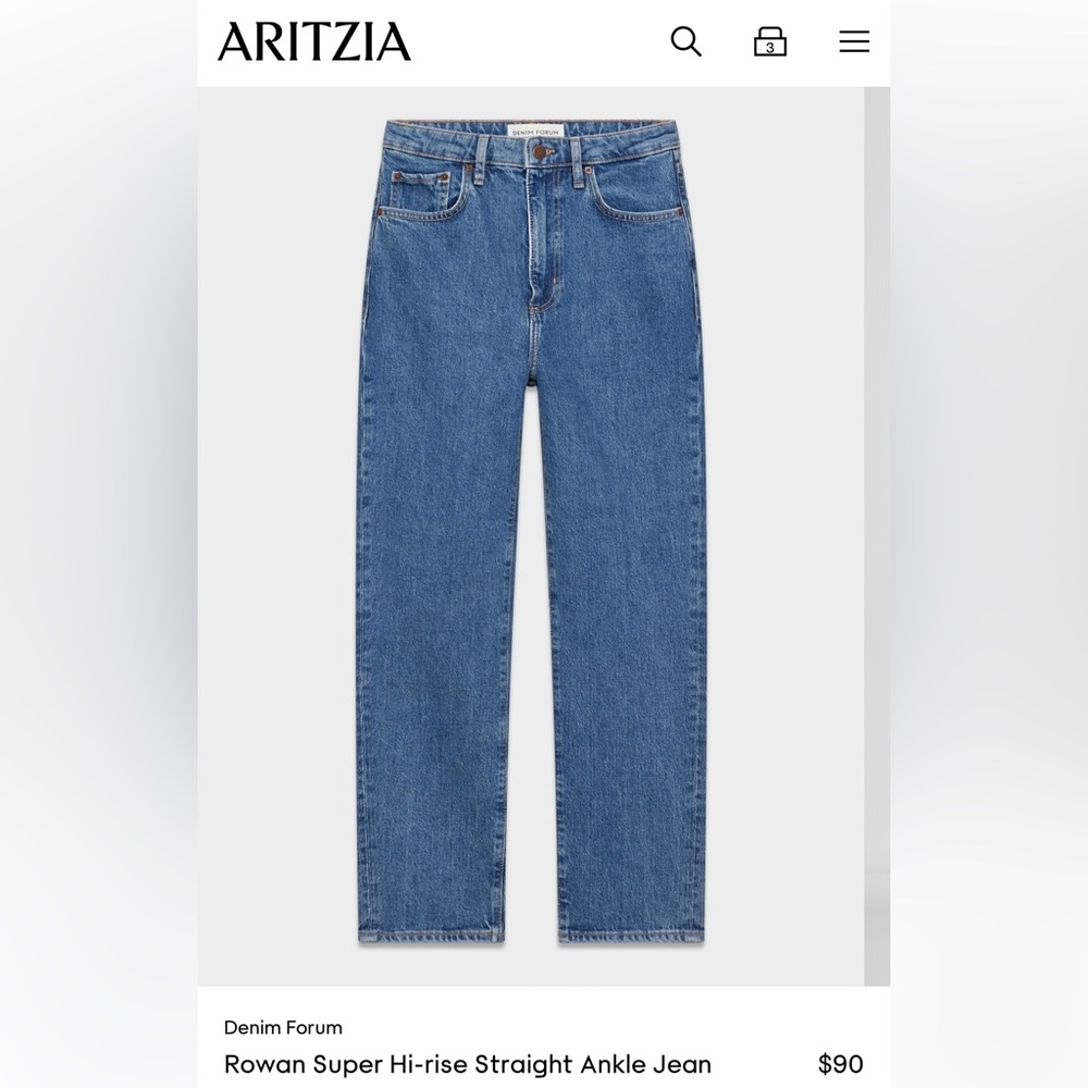 ARITZIA Classic Blue Straight Jeans with Regular Fit